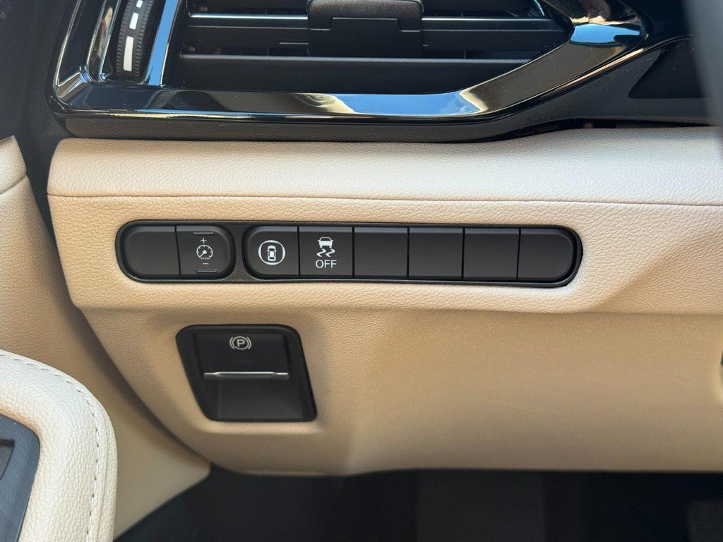 Certified 2026 Acura MDX SH-AWD image 23