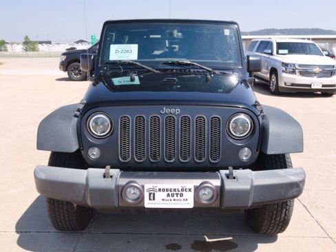 Used 2016 Jeep Wrangler Unlimited Sport AWD/4WD image 6