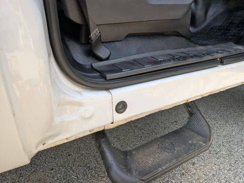 Used 2011 Ford F550 2WD Regular Cab Super Duty w/ Payload Upgrade Pkg image 31