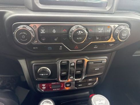 Used 2022 Jeep Wrangler Unlimited Rubicon 4xe w/ Cold Weather Group image 11