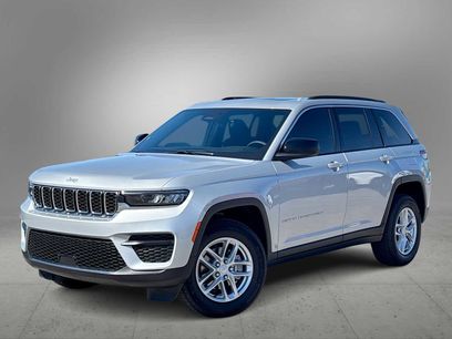 New 2025 Jeep Grand Cherokee Laredo X