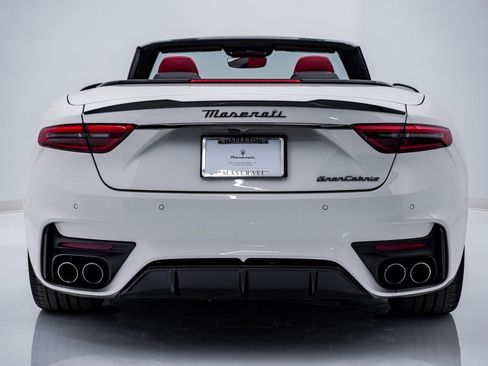 Used 2024 Maserati GranCabrio Trofeo image 9