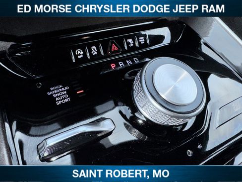 Used 2023 Jeep Wagoneer 4WD image 17