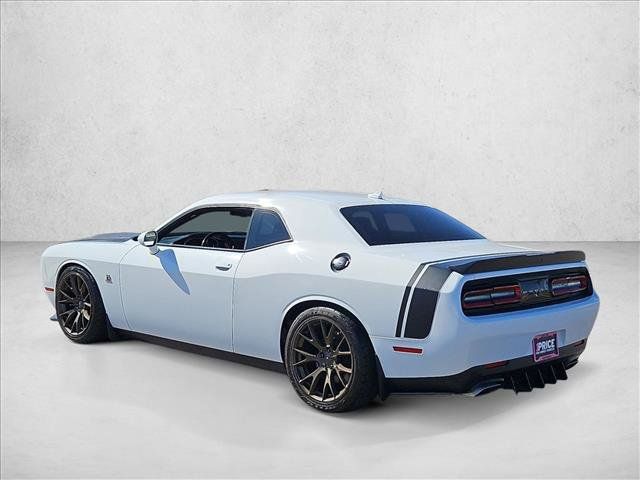 Used 2018 Dodge Challenger R/T Scat Pack w/ Leather Interior Group RWD image 8