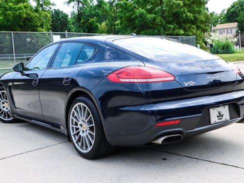 Used 2016 Porsche Panamera Edition image 15