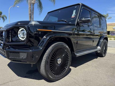 Used 2021 Mercedes-Benz G 550 w/ G Manufaktur Interior Package image 13