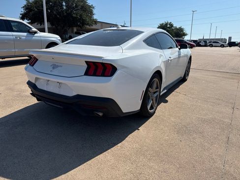 Used 2025 Ford Mustang Premium RWD image 7