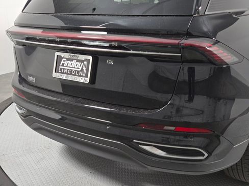 New 2026 Lincoln Nautilus Premier w/ Equipment Group 102A AWD/4WD image 5