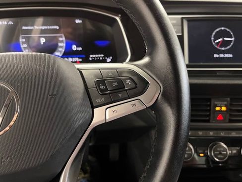 Used 2024 Volkswagen Jetta SE image 26