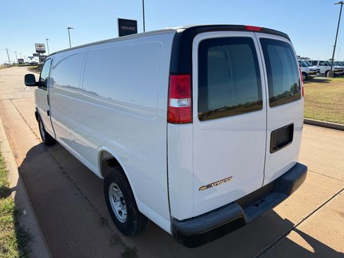 New 2025 Chevrolet Express 3500 Extended w/ Driver Convenience Package RWD image 5