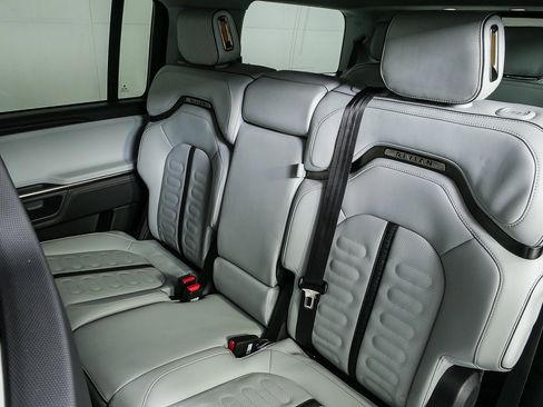 Used 2024 Rivian R1S Adventure image 16