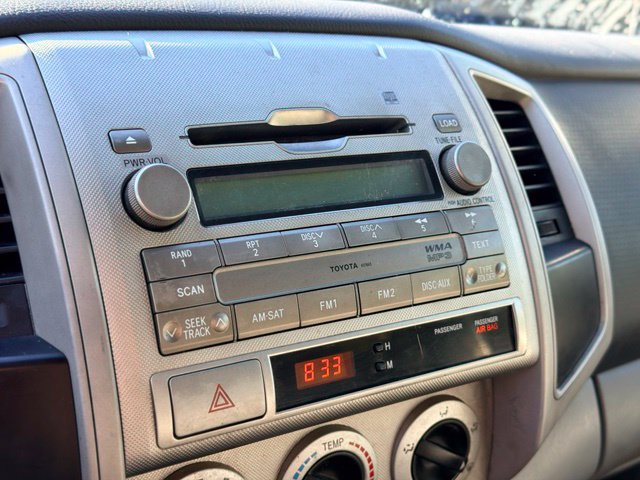 Used 2010 Toyota Tacoma PreRunner w/ TRD Sport Pkg RWD image 10