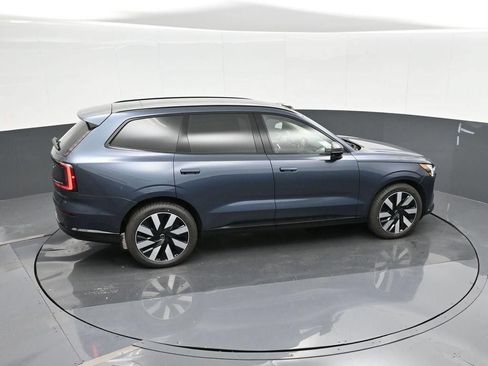 New 2025 Volvo EX90 Ultra AWD/4WD image 21