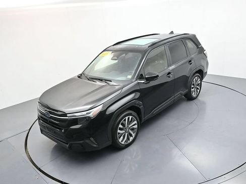 Used 2025 Subaru Forester Touring AWD/4WD image 20