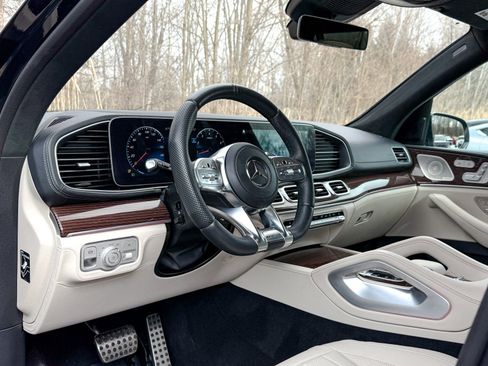 Used 2023 Mercedes-Benz GLS 63 AMG 4MATIC image 15