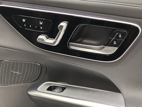 New 2026 Mercedes-Benz GLC 300 image 17