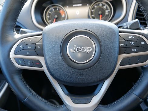 Used 2017 Jeep Cherokee Limited w/ Trailer Tow Group image 25