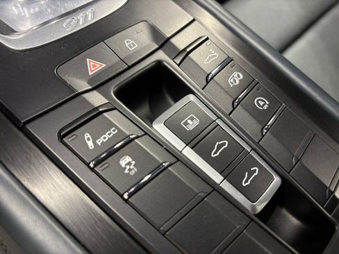 Used 2019 Porsche 911 Carrera GTS RWD image 10