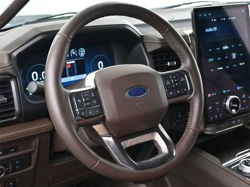 Used 2022 Ford Expedition Max King Ranch image 14