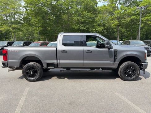 Used 2024 Ford F350 XLT w/ XLT Premium Package AWD/4WD image 7