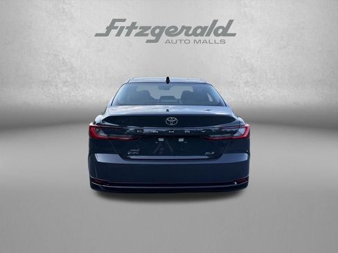 Used 2026 Toyota Camry XLE AWD/4WD image 6
