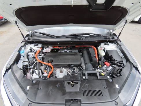 Certified 2026 Honda CR-V Sport Touring image 11