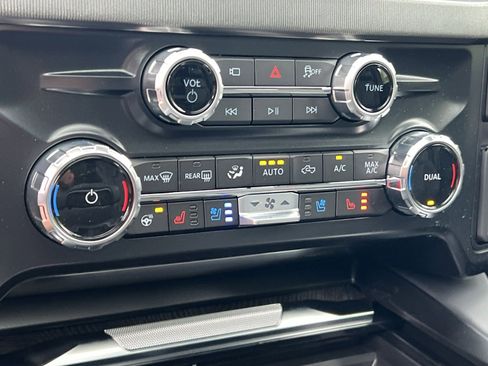 New 2025 Ford F250 Platinum image 21