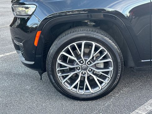 Used 2022 Jeep Grand Cherokee L Summit image 11