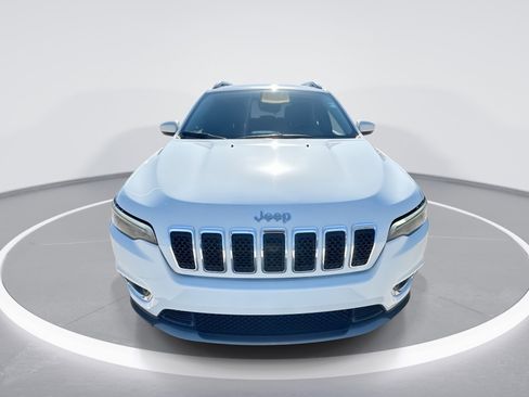 Used 2019 Jeep Cherokee Limited FWD image 3