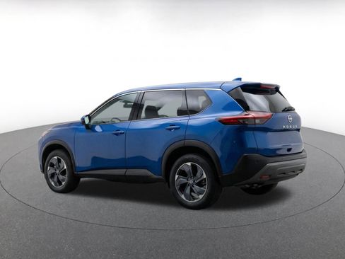 Used 2025 Nissan Rogue SV FWD image 6
