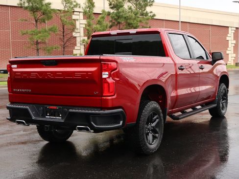 Used 2024 Chevrolet Silverado 1500 LT Trail Boss w/ Convenience Package II AWD/4WD image 32