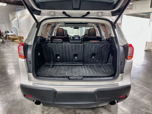 Used 2023 Subaru Ascent Touring image 28