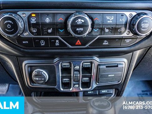 Used 2022 Jeep Wrangler Unlimited Sahara w/ Dual Top Group image 43