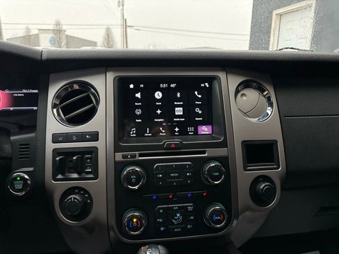 Used 2017 Ford Expedition EL Limited w/ Equipment Group 301A image 24