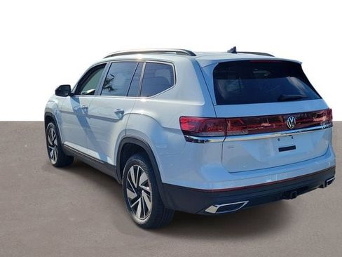New 2026 Volkswagen Atlas SE FWD image 3