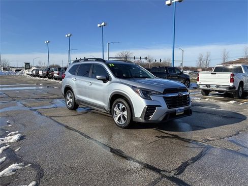 Used 2024 Subaru Ascent Premium w/ Convenience Package image 2