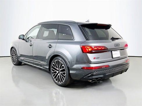 New 2026 Audi SQ7 Prestige image 5