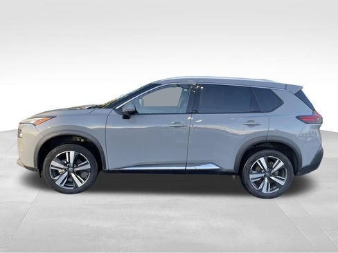 Used 2021 Nissan Rogue SL AWD/4WD image 2