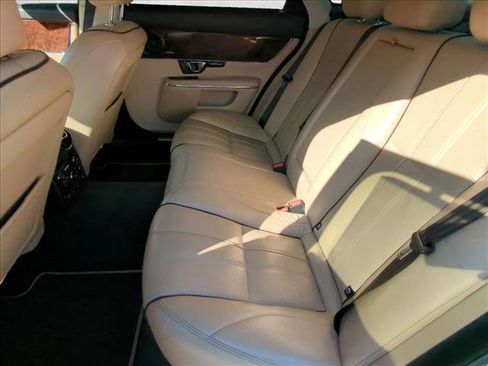 Used 2015 Jaguar XJ L Portfolio image 18