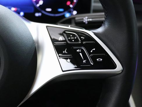 Used 2025 Mercedes-Benz C 300 C 300 image 6