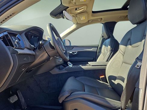 New 2026 Volvo XC90 B6 Ultra w/ Protection Package Premier image 24