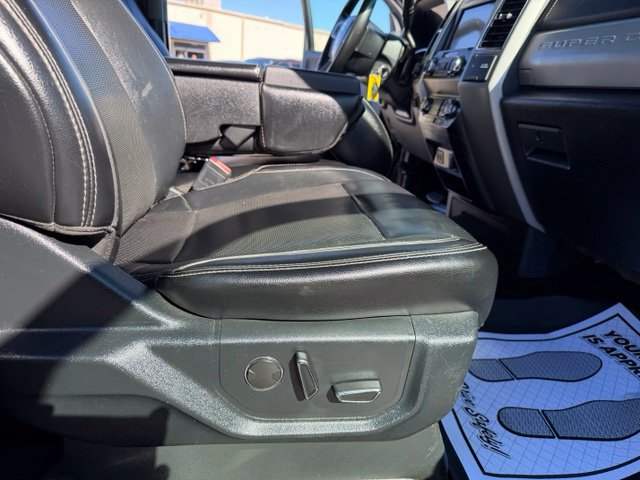 Used 2019 Ford F250 Lariat w/ Lariat Value Package AWD/4WD image 28