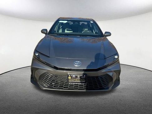 New 2026 Toyota Camry SE image 4