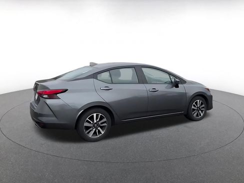Used 2025 Nissan Versa SV FWD image 15