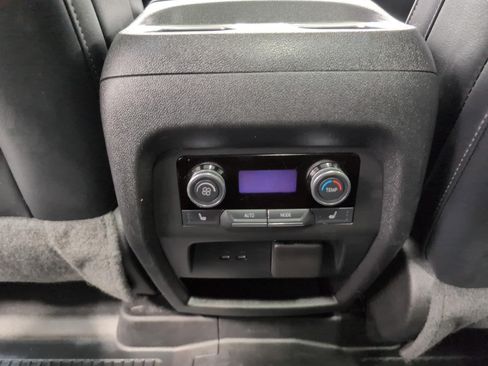 Used 2025 Buick Enclave Avenir w/ Super Cruise Package AWD/4WD image 22