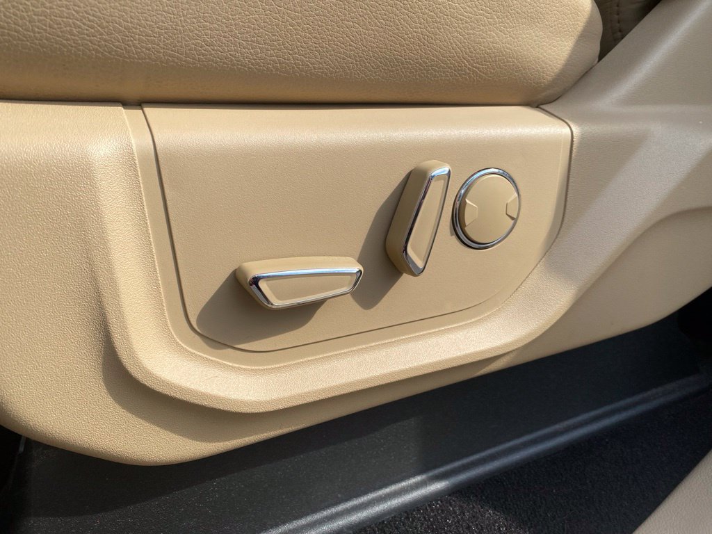 Used 2019 Ford F250 Lariat w/ Lariat Value Package AWD/4WD image 18