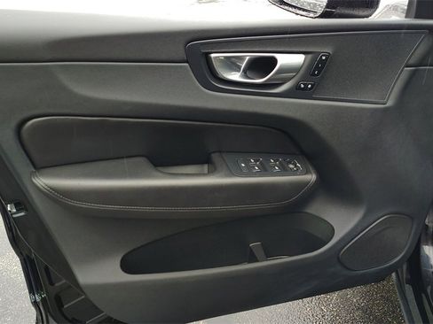 Certified 2023 Volvo XC60 B5 Core w/ Climate Package image 8