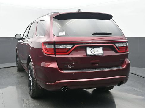 Used 2023 Dodge Durango GT w/ Blacktop Package AWD/4WD image 4