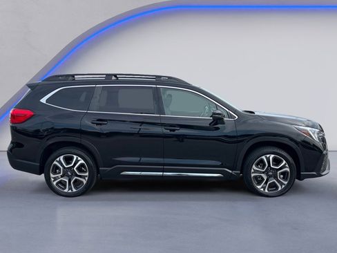 Used 2023 Subaru Ascent Limited AWD/4WD image 7