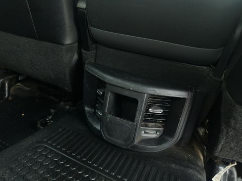 Used 2024 RAM 2500 Tradesman w/ Chrome Appearance Group AWD/4WD image 13